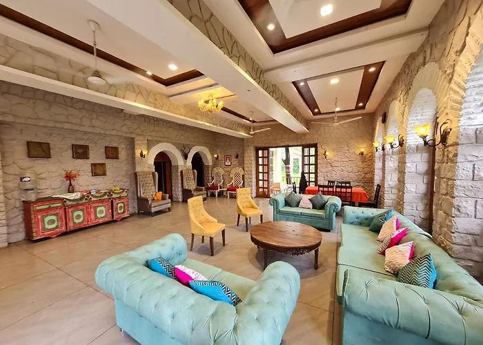 Luxurious Vintage Villa